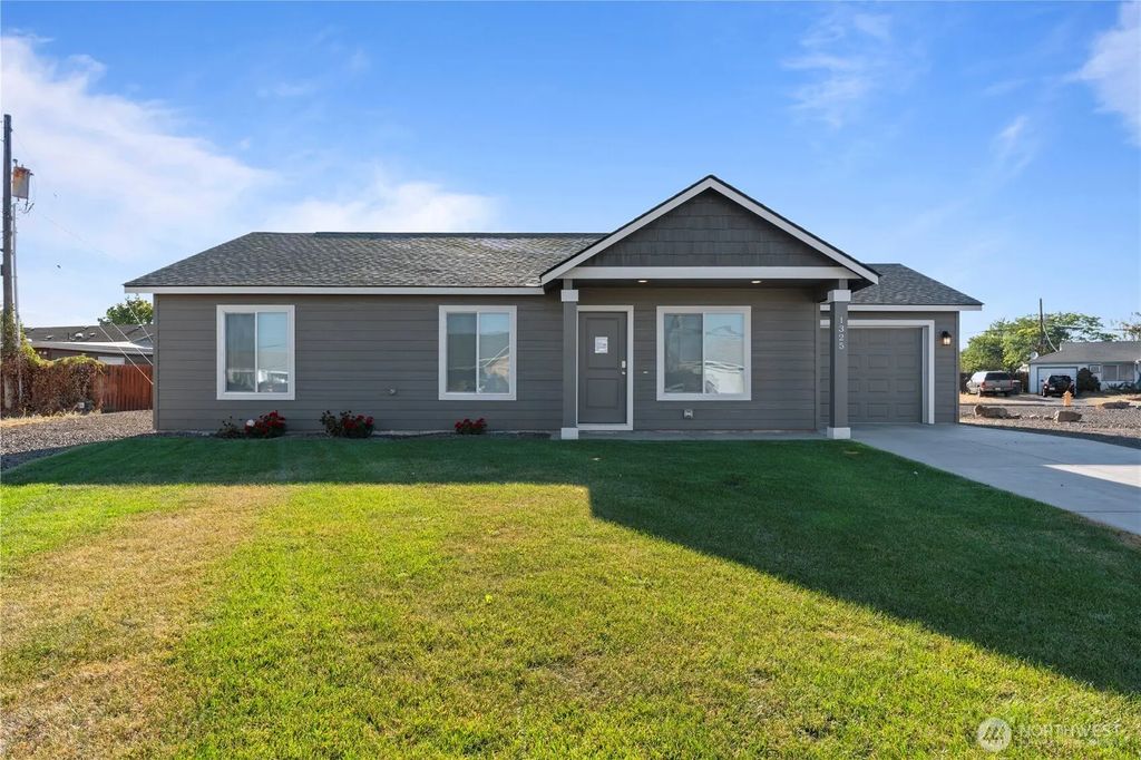 1325 Shaw Street, Moses Lake