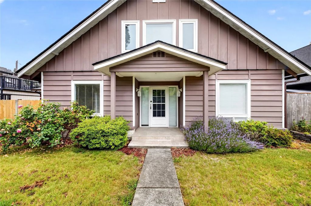 6502 Avondale Road Sw 4, Lakewood