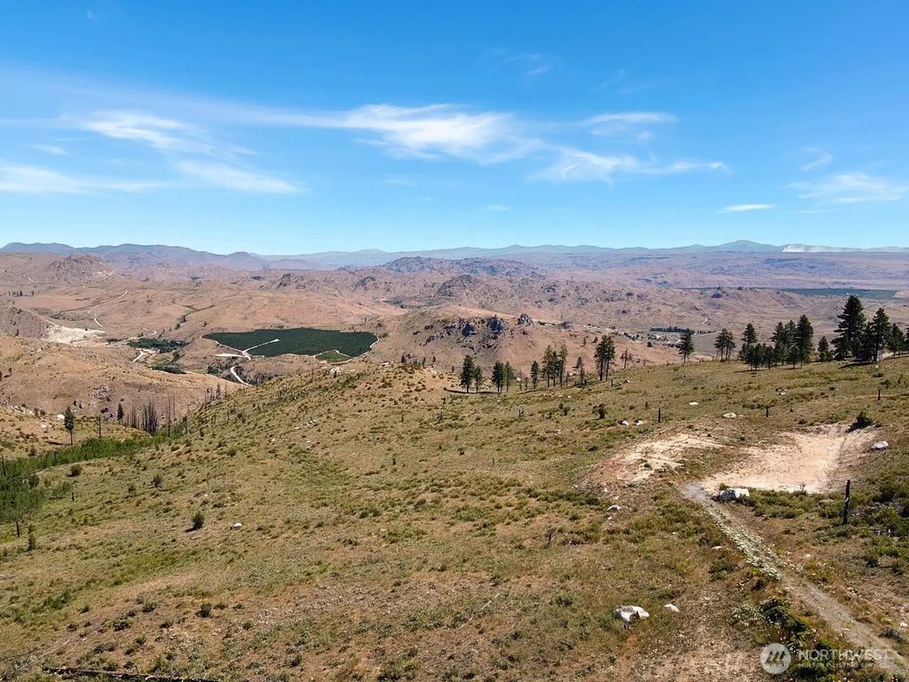53 E Mountain Point, Brewster