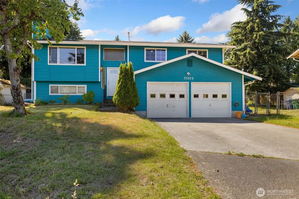 31229 10th Avenue S, Federal Way