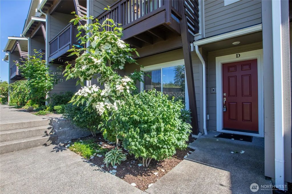 17527 110th Avenue E D, Puyallup