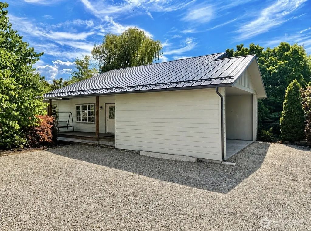 2050 James Avenue, Okanogan