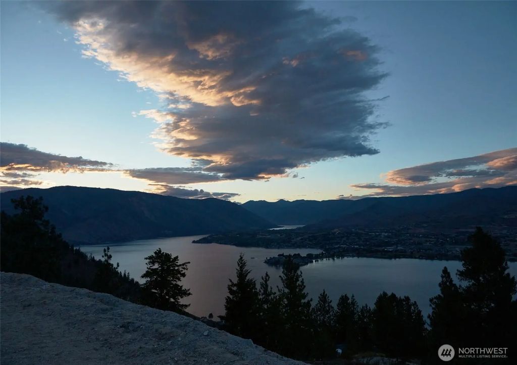 S Lakeshore Rd 1, Chelan