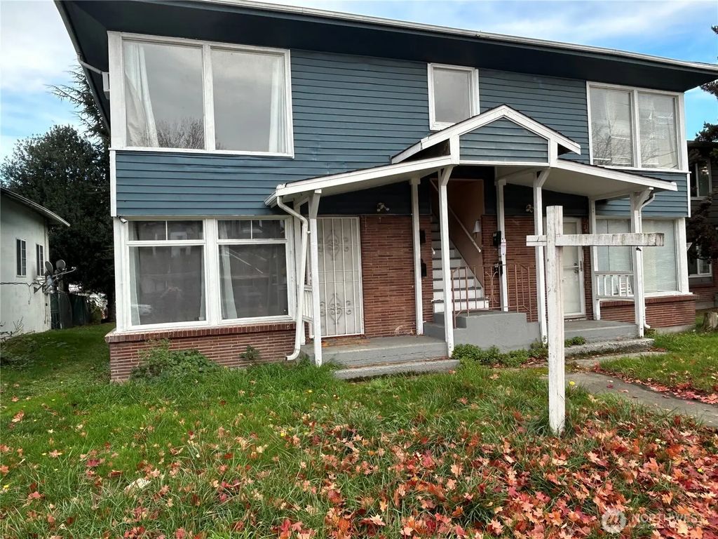 5050 Martin Luther King Jr Way S, Seattle