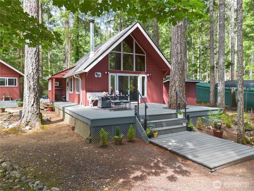 90 N Fircrest Place, Hoodsport