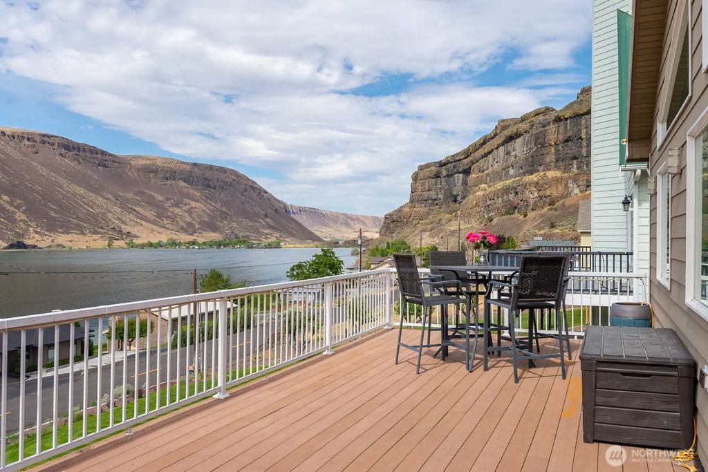 32611 Lakeshore Drive Ne, Coulee City