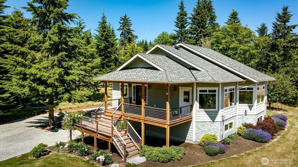 343 Olympic Bay Lane, Oak Harbor
