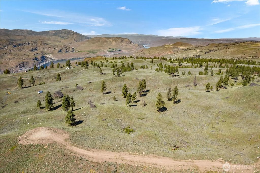 12 Columbia River Bluffs Road, Chelan Falls
