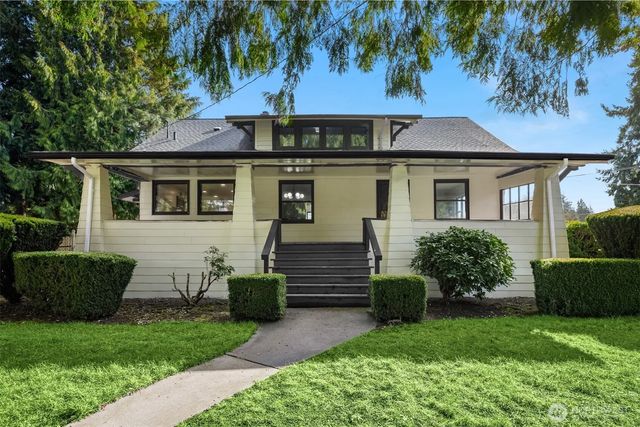 11726 10th Avenue S, Seattle