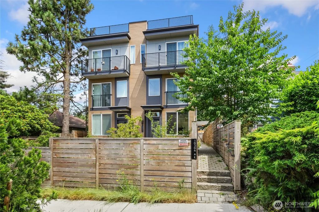 10306 Midvale Avenue N A, Seattle