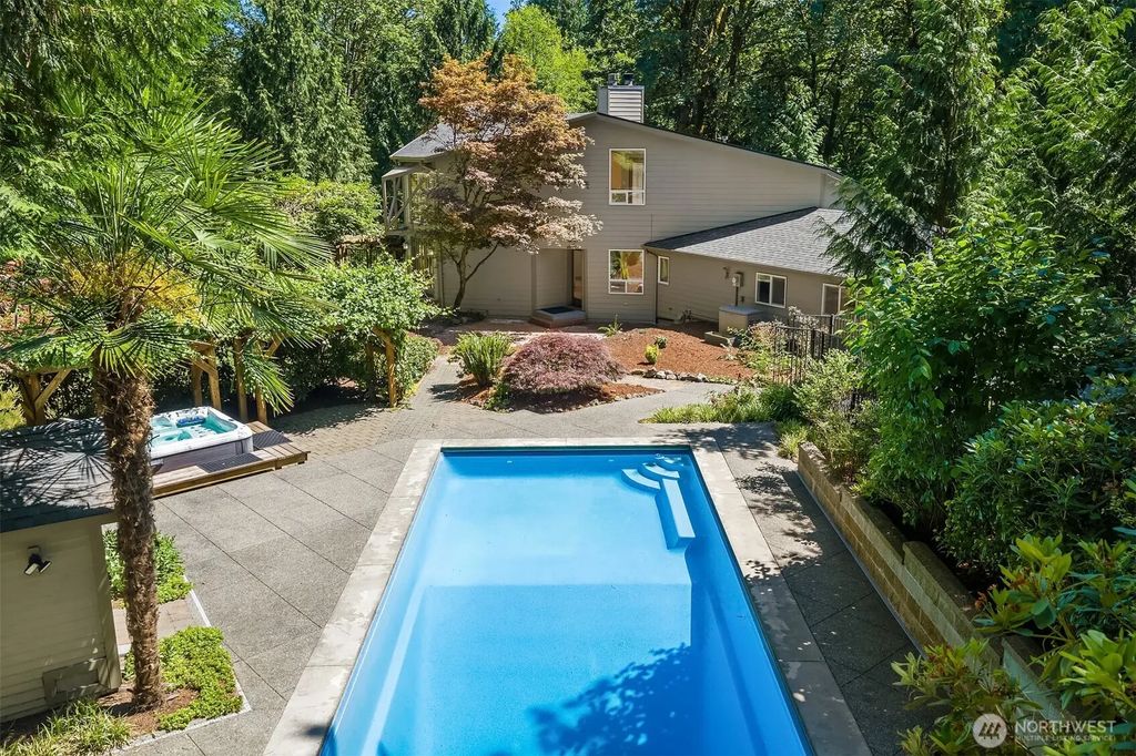 29729 Ne 178th Place, Duvall