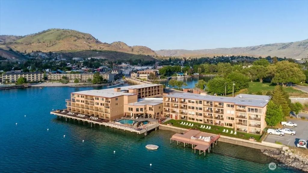 322 W Woodin Avenue 721, Chelan