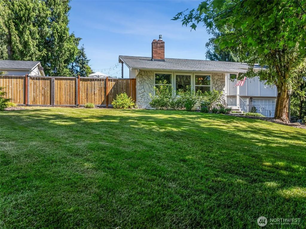 6221 81st Street E, Puyallup