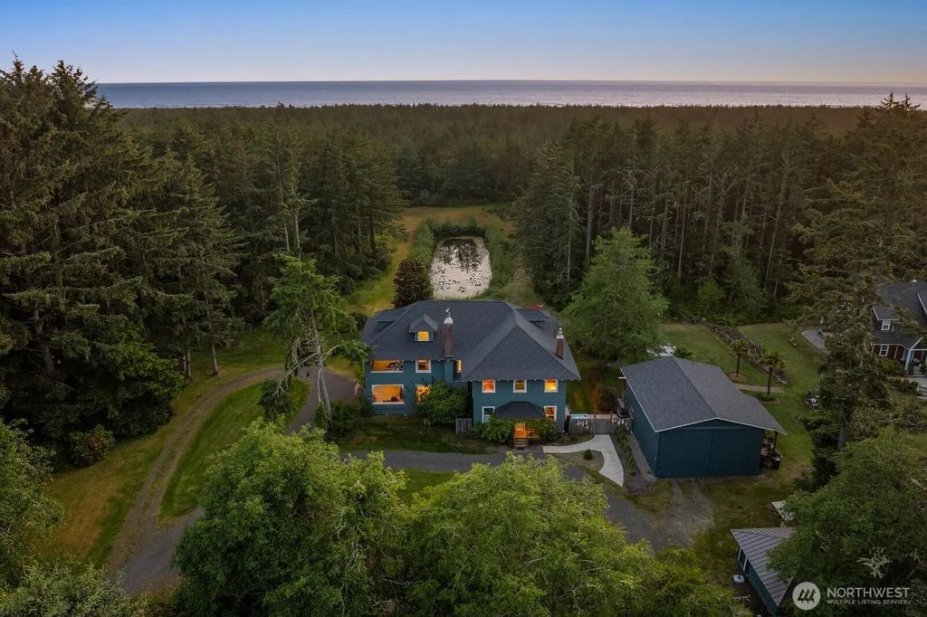 2415 Willows Road, Seaview