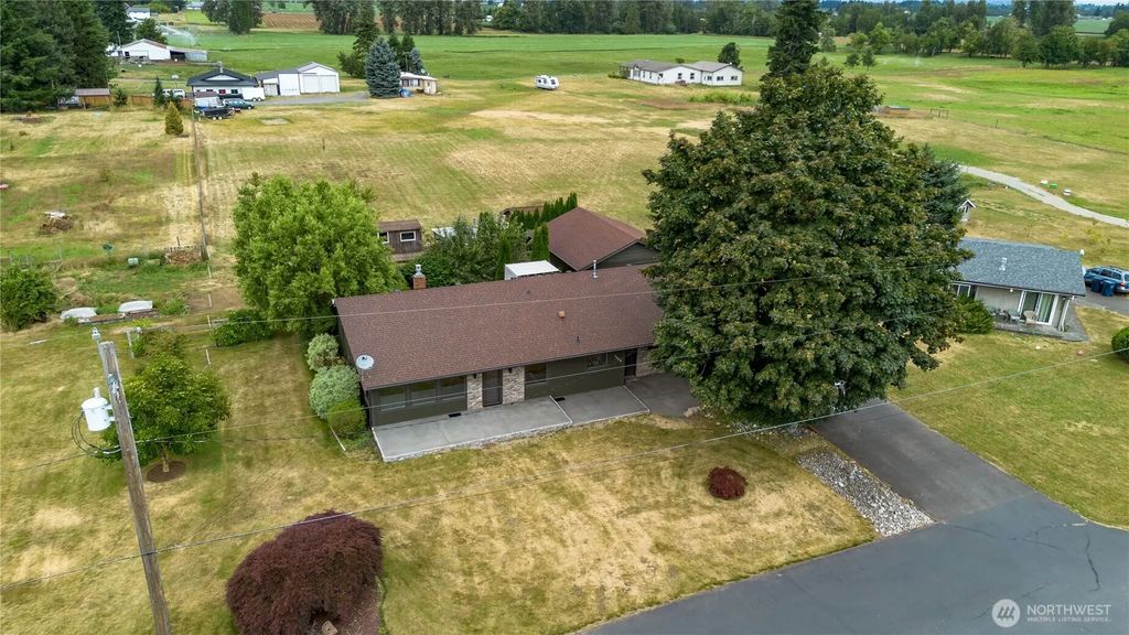 1724 Haveman Road, Lynden