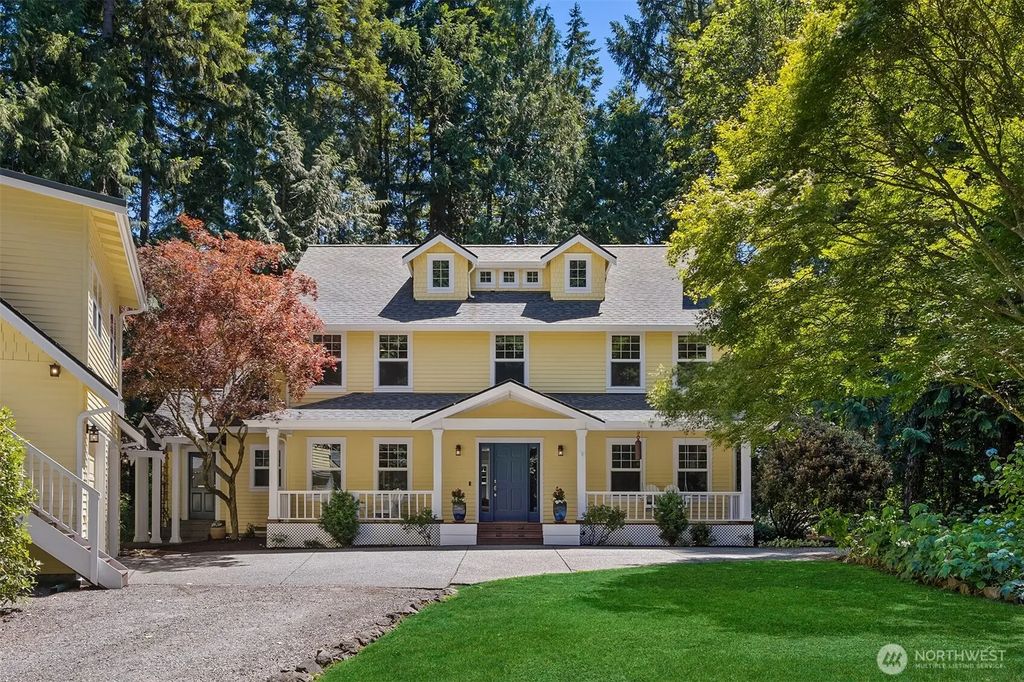 8363 Ne Sumanee Place, Bainbridge Island