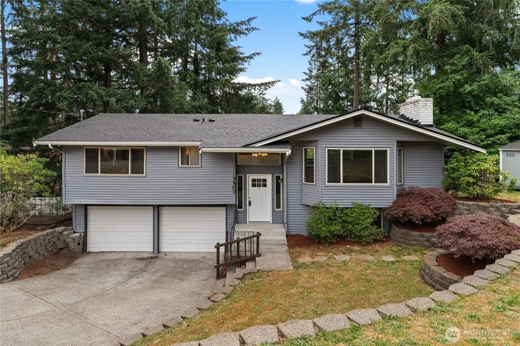 7507 66th Avenue W, Lakewood
