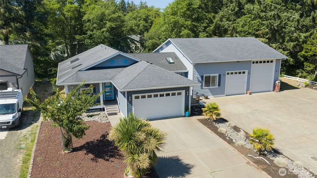760 Plover Court Se, Ocean Shores
