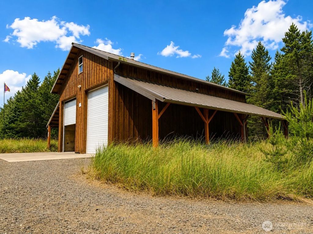 1195 215 Th Lane, Ocean Park