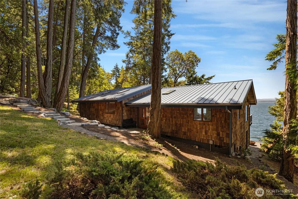 449 Madrona Drive, Friday Harbor