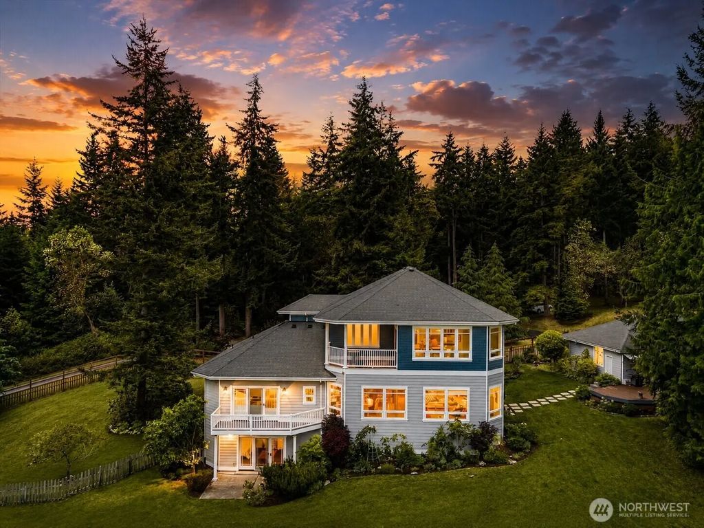 5427 Bayview Road, Langley