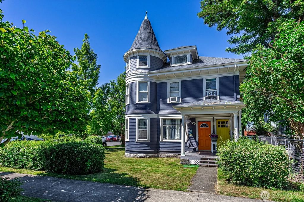 2152 S -54 J St Street, Tacoma