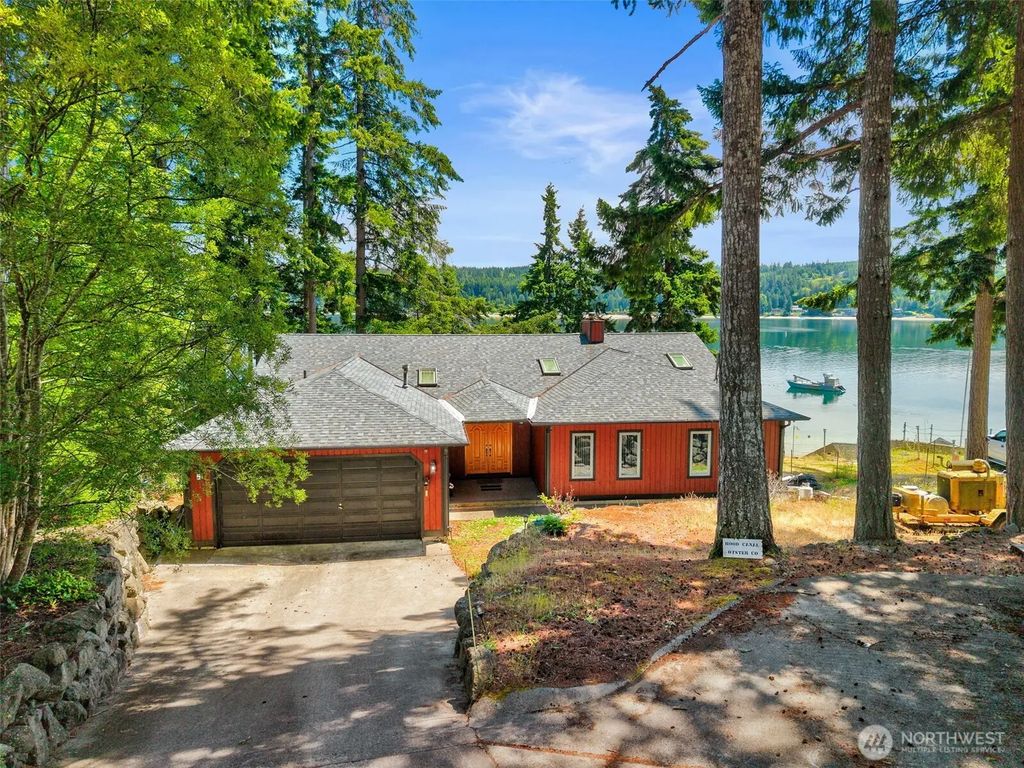 9942 Misery Point Road Nw, Seabeck