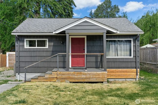 9520 2nd Avenue Nw, Seattle
