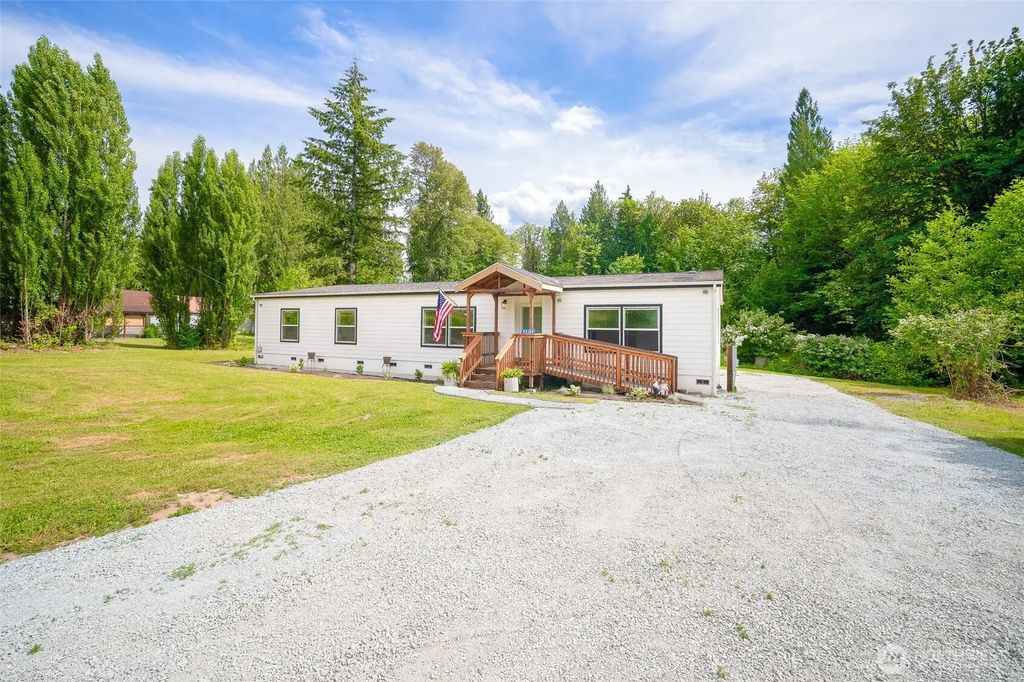 44184 Grassmere Road, Concrete