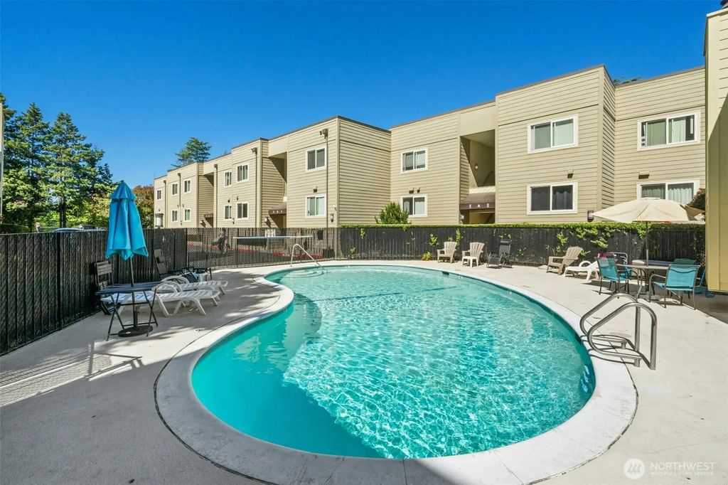5844 Ne 75th Street A302, Seattle