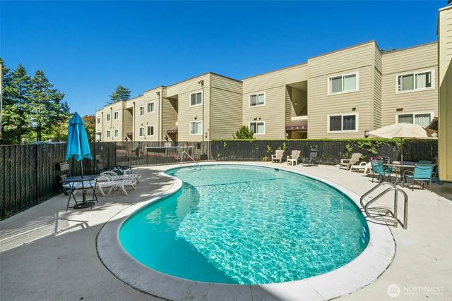 5844 Ne 75th Street A302, Seattle