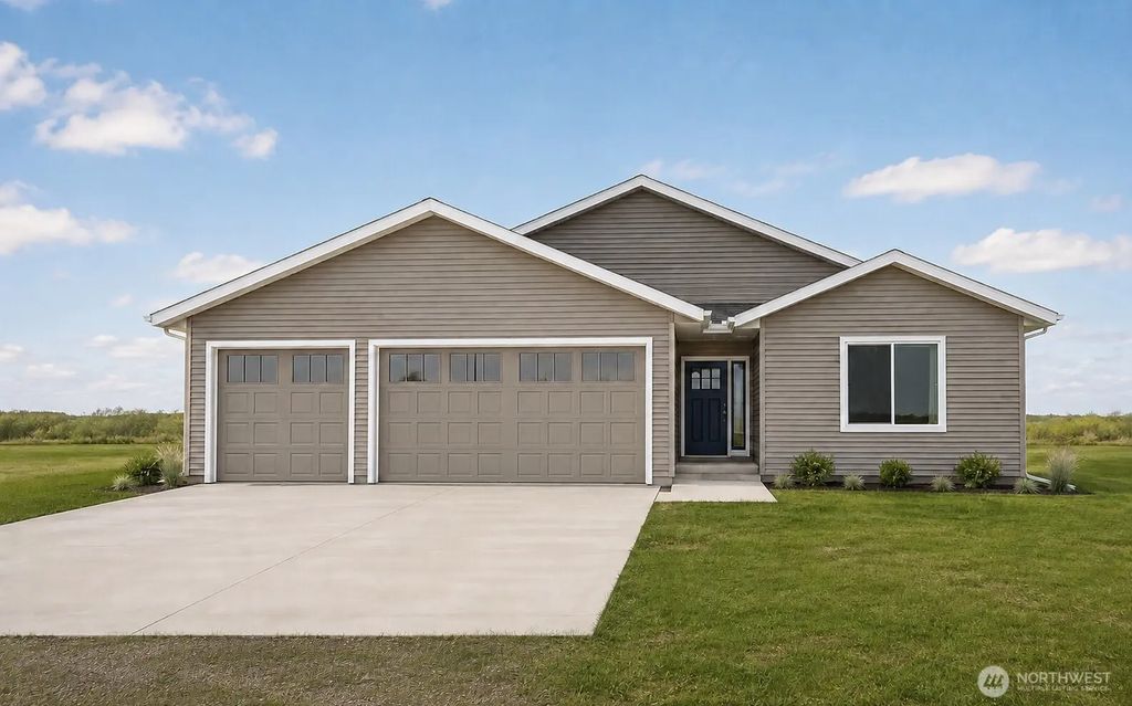594 Karen Avenue, Royal City