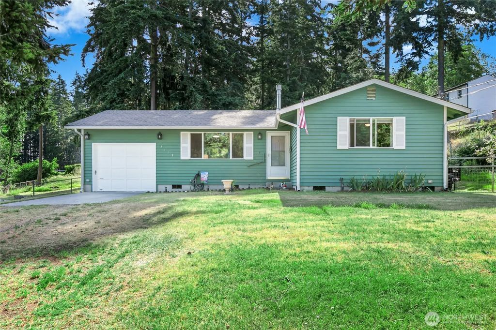 3128 Summit Boulevard, Oak Harbor