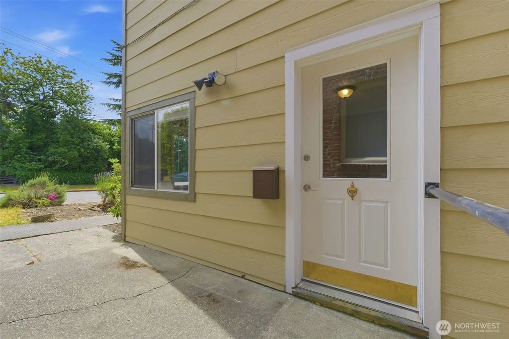 1205 N 11th Street, Tacoma