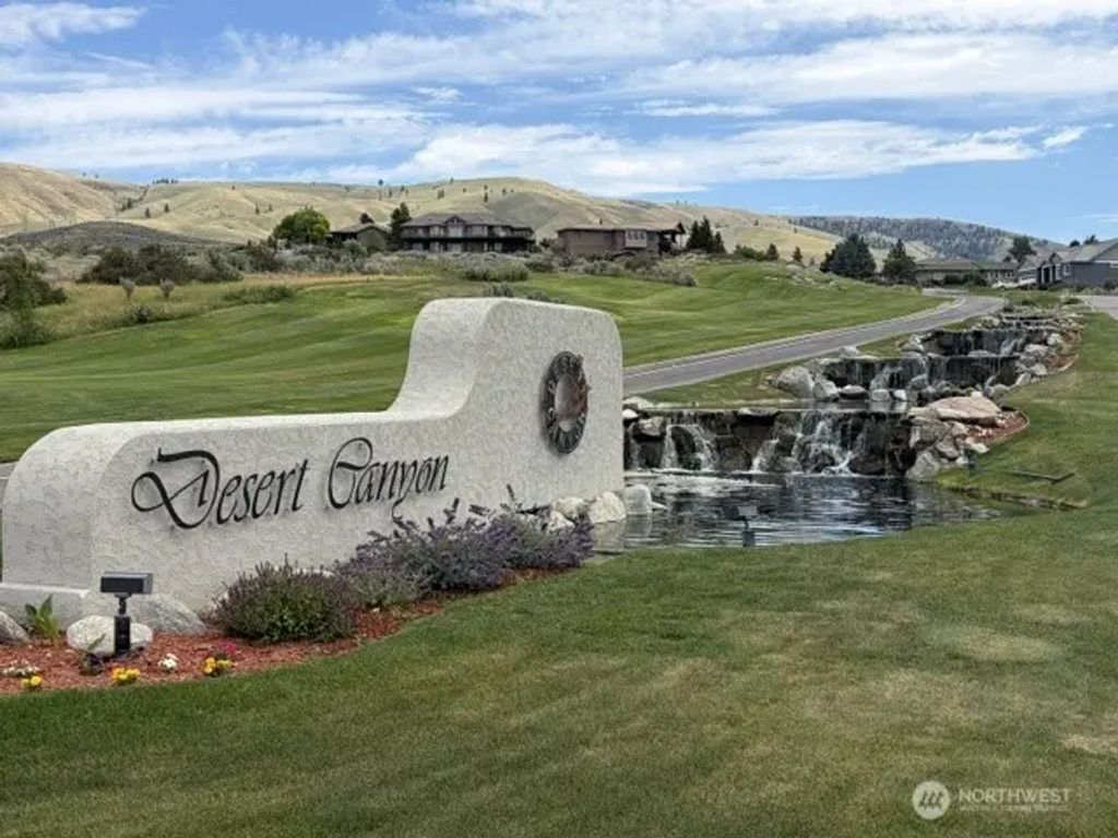 601 Desert Canyon Boulevard, Orondo
