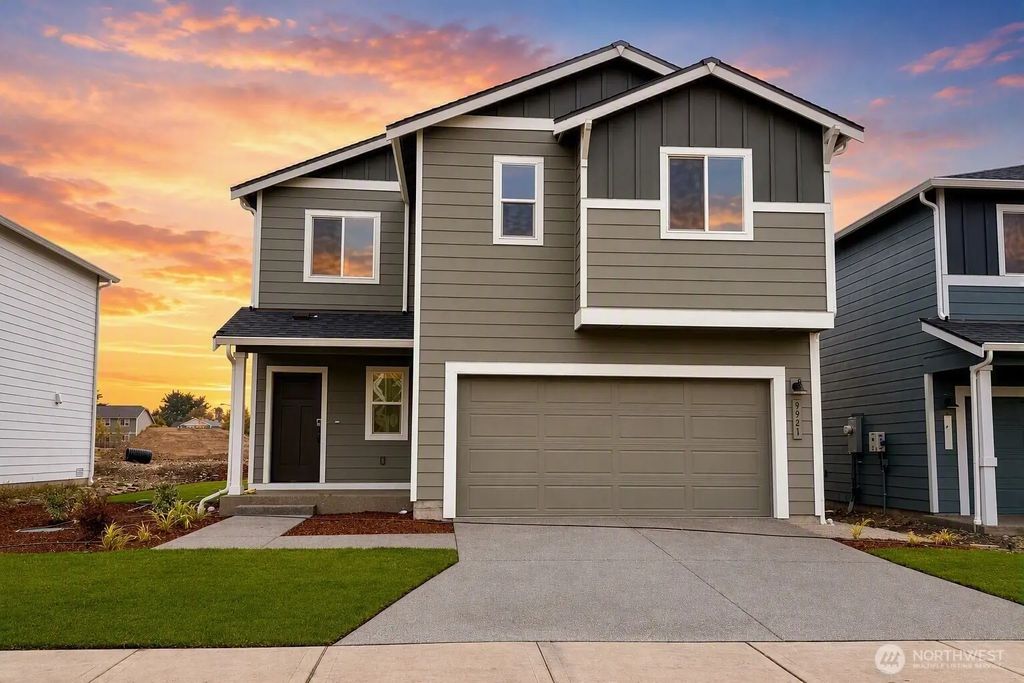 9921 Ferns Loop Se, Yelm