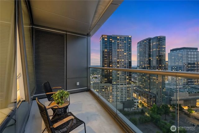 500 106th Avenue Ne 2803, Bellevue