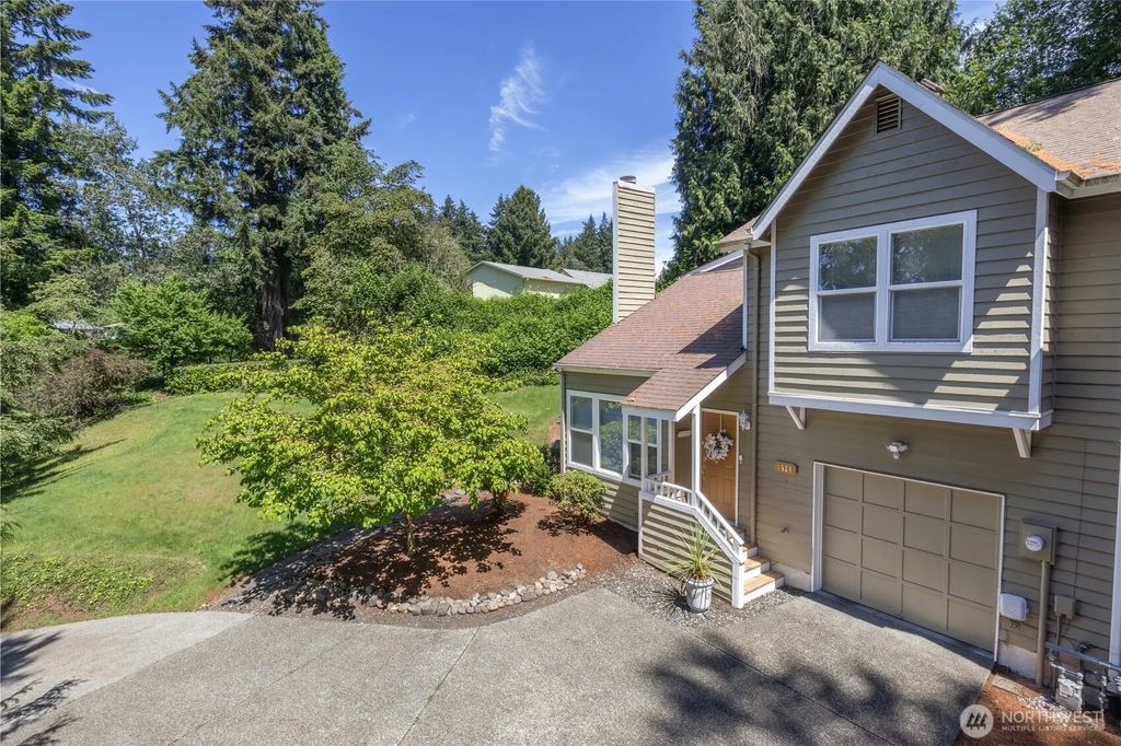 1524 Marine Drive, Bremerton