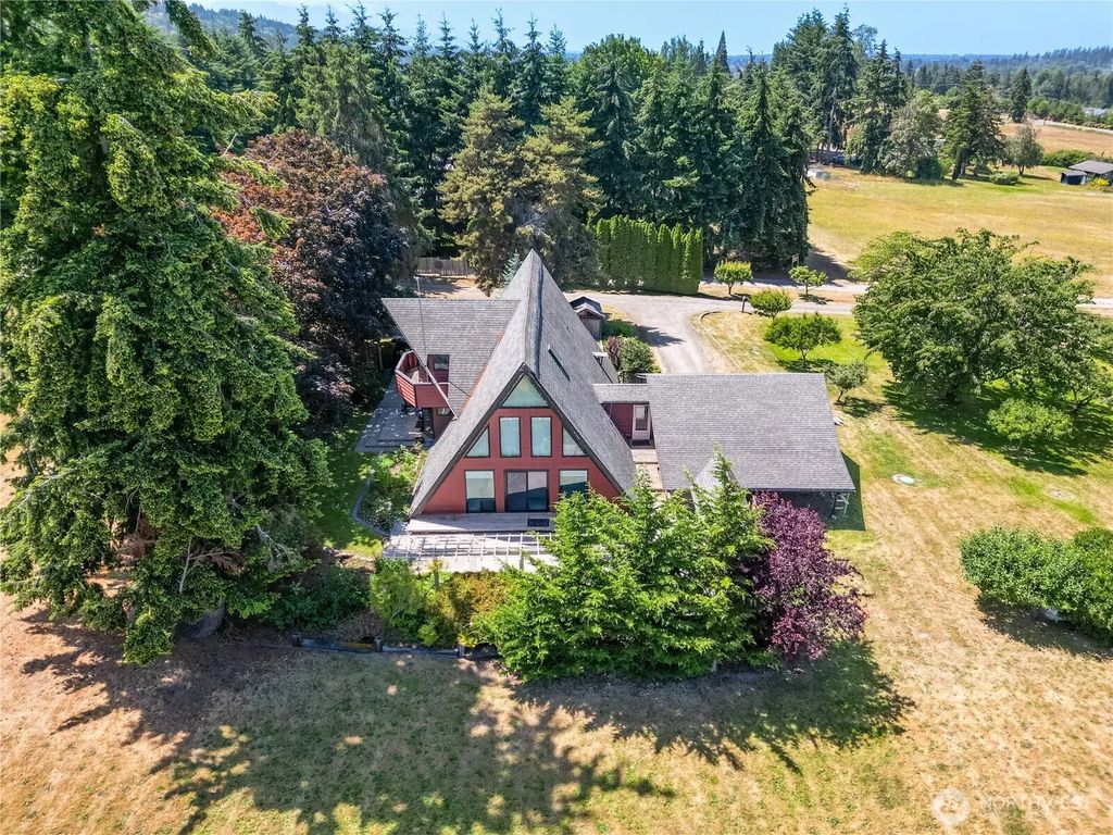 141 Bay Ridge Place, Sequim