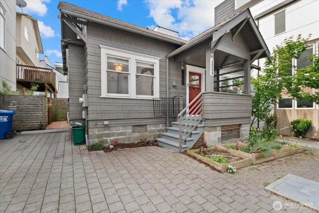 2609 B Sw Adams Street, Seattle