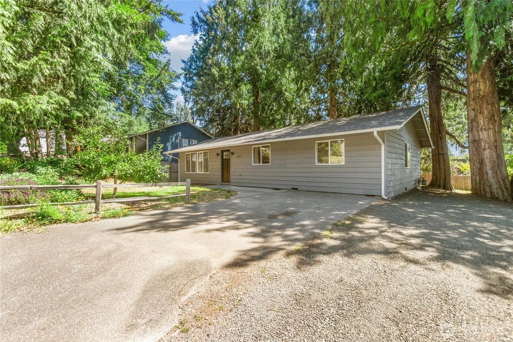 7008 Parkdale Drive Nw, Bremerton