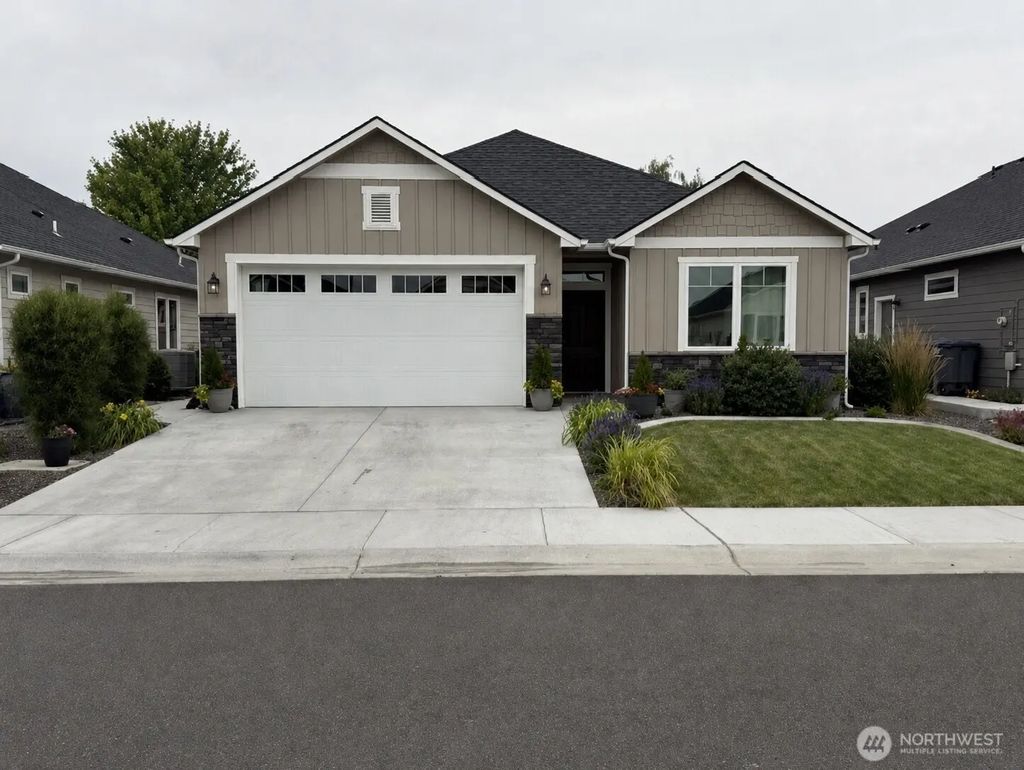 911 S M Loop Drive Sw, Quincy