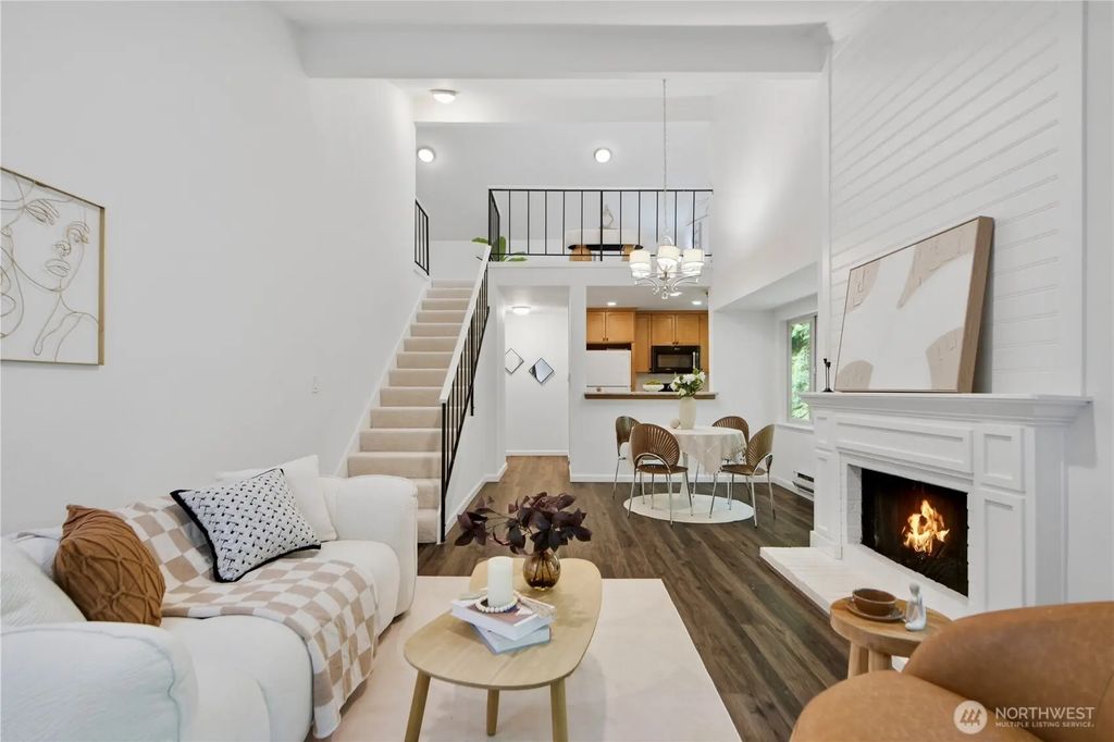 14624 Ne 81st Street C4, Redmond