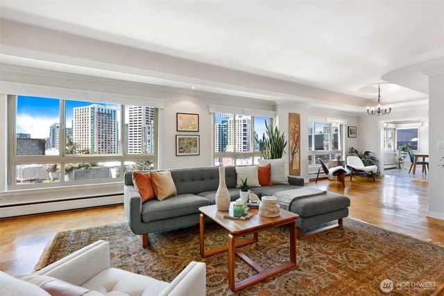 1400 Hubbell Place Ph110, Seattle