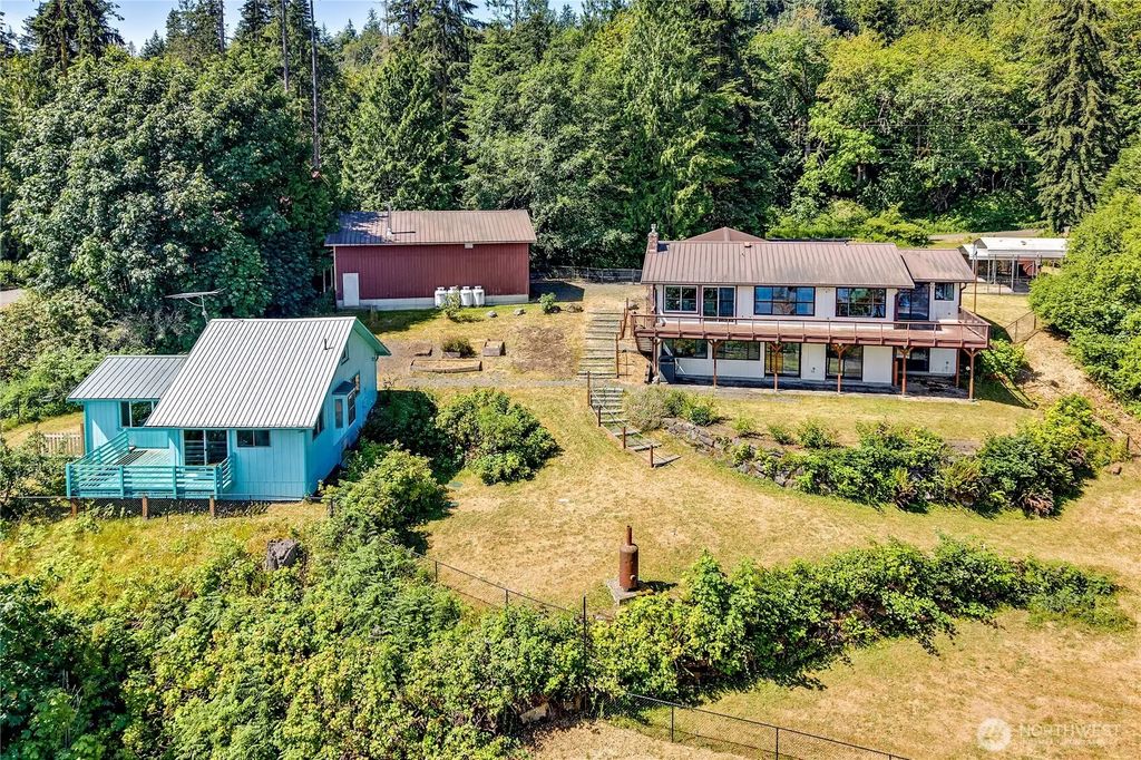 209 Old Oak Bay Road, Port Hadlock