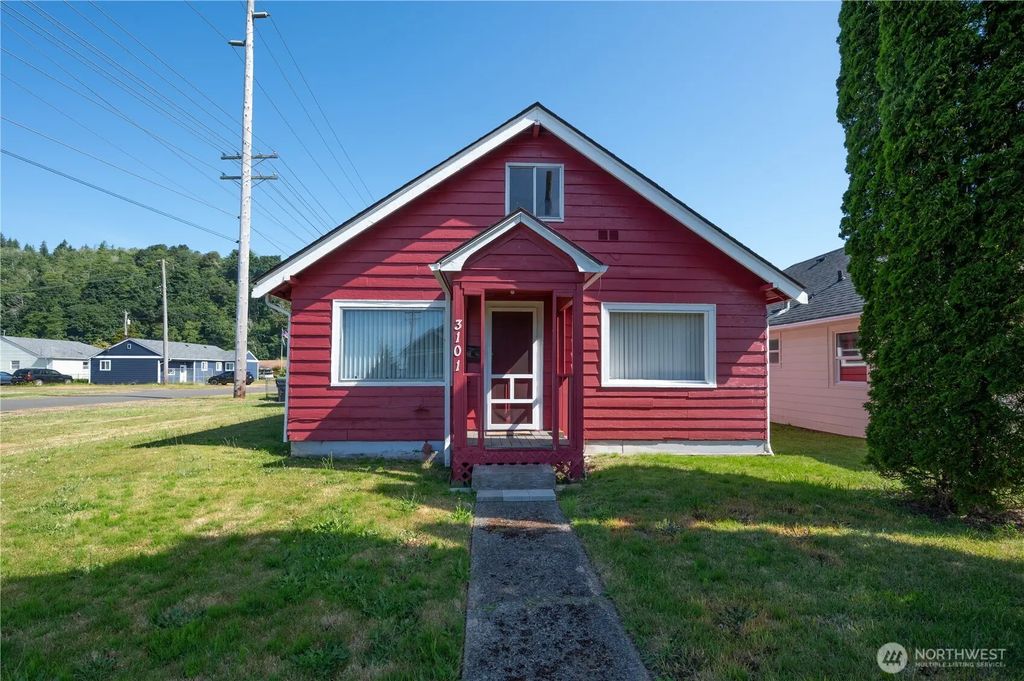 3101 Sumner Avenue, Hoquiam