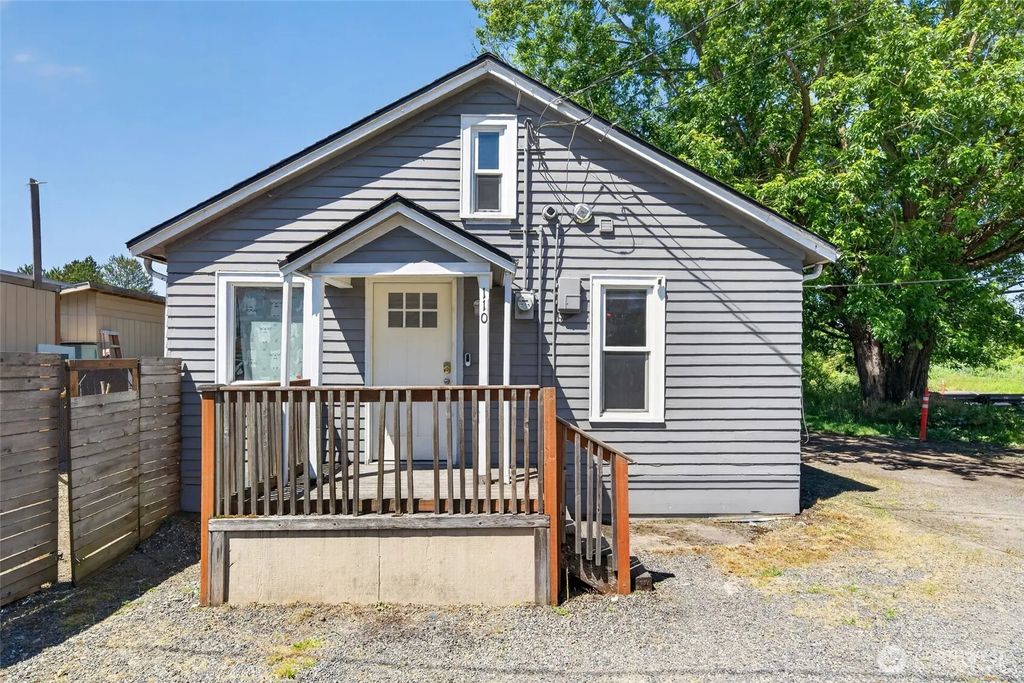 110 Lincoln Avenue, Kent