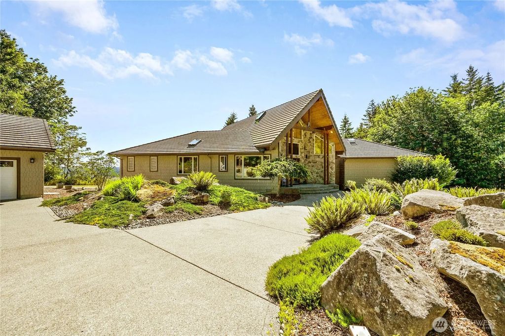 474 Blue Mountain Road, Chimacum