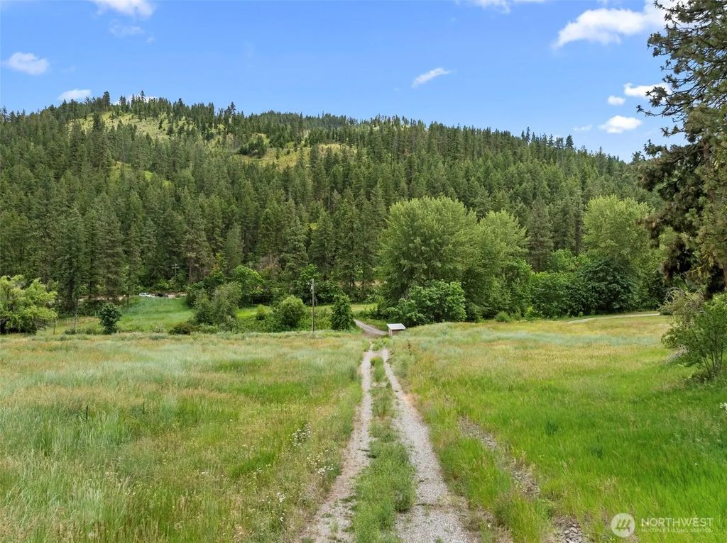82 67 Karl Downs Lane, Cashmere