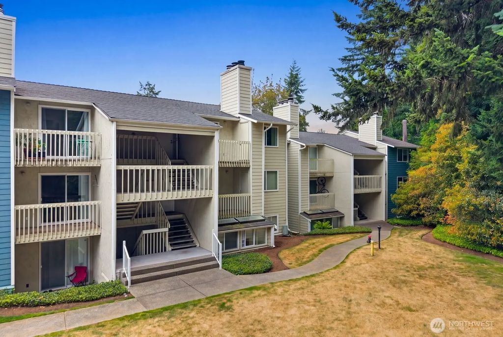 9494 Redmond Woodinville Road Ne B102, Redmond